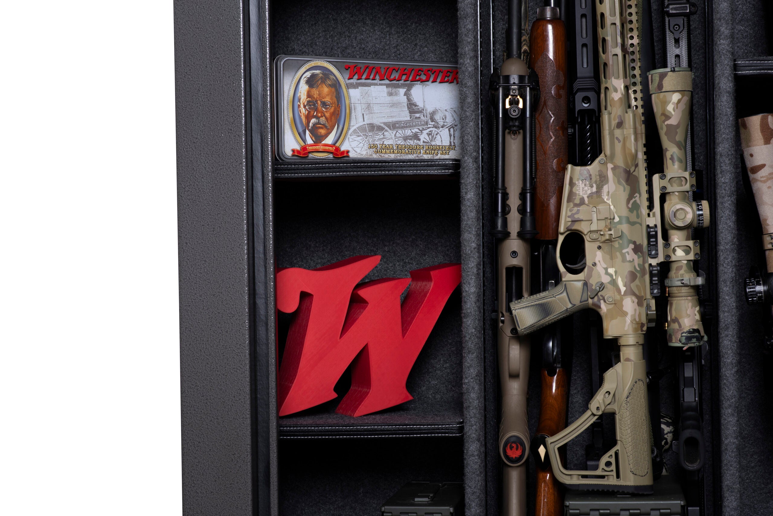 Winchester Bandit 31 Gun Safe (40-Long Gun Capacity)