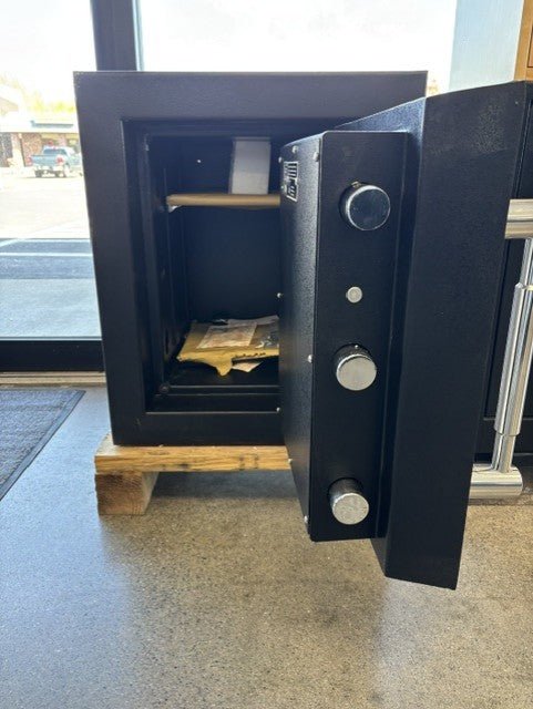 AMSEC Star Round Body C Series Floor Safe